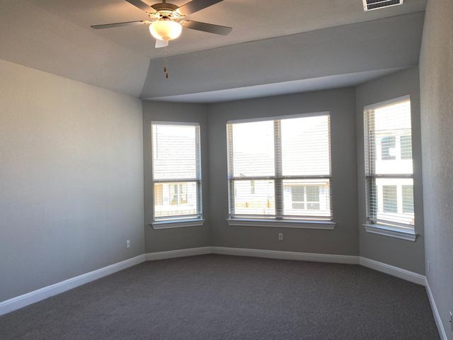 104 Stonewood LN, Georgetown, TX 78626
