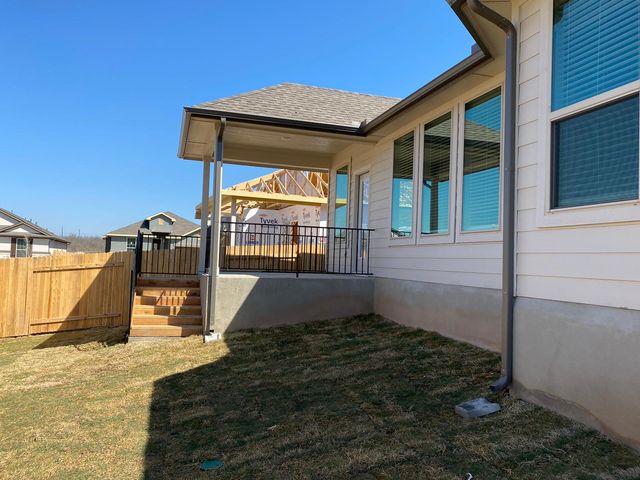 104 Stonewood LN, Georgetown, TX 78626