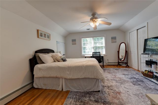 61 Hillside Avenue, Saint James, NY 11780