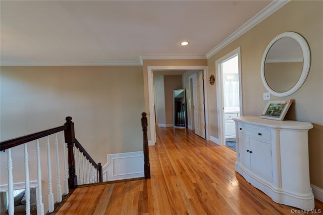 61 Hillside Avenue, Saint James, NY 11780