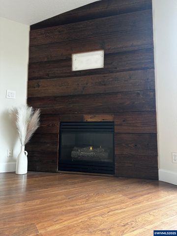 965 Sagrada Cir N, Keizer, OR 97303