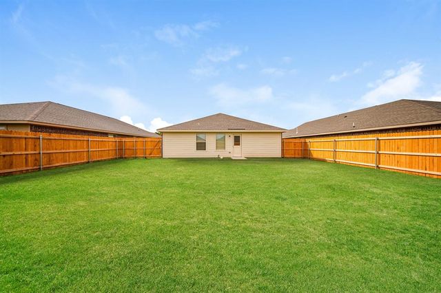 3704 Palmetto Bluff Drive, Mustang, OK 73064