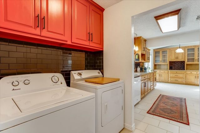 4101 Chipwood Court, Arlington, TX 76017