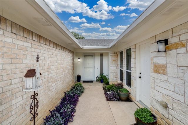 4101 Chipwood Court, Arlington, TX 76017