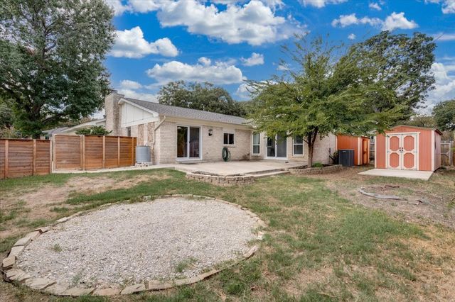 4101 Chipwood Court, Arlington, TX 76017