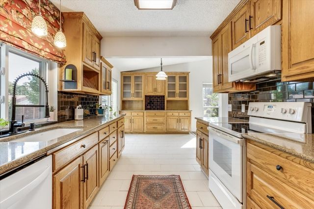 4101 Chipwood Court, Arlington, TX 76017