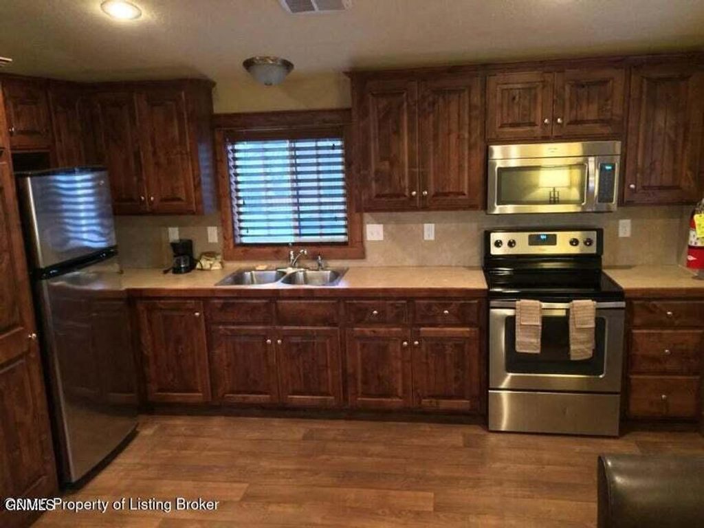 2261 Highway 85 N, Watford City, ND 58854 photo 4