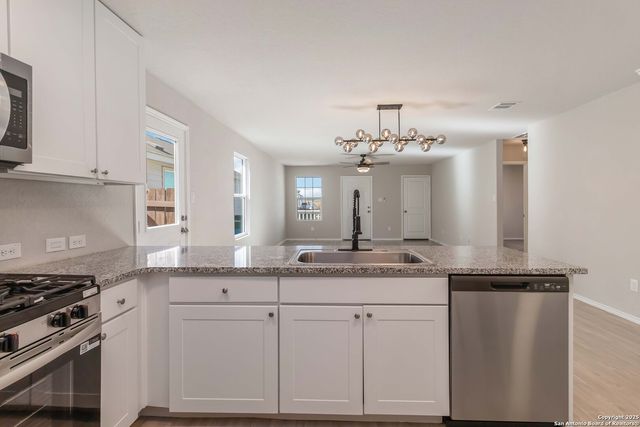 526 Ambush Ridge, San Antonio, TX 78220