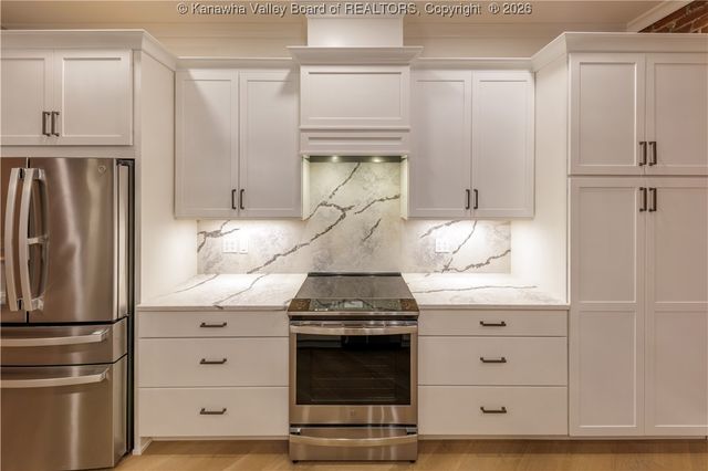 814 Virginia Street E 8, Charleston, WV 25301