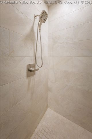 814 Virginia Street E 8, Charleston, WV 25301