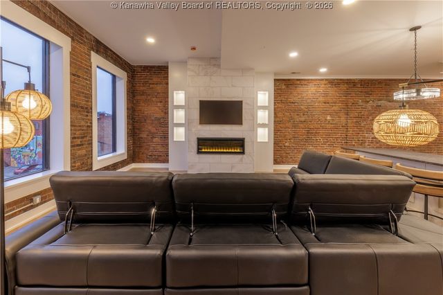 814 Virginia Street E 8, Charleston, WV 25301