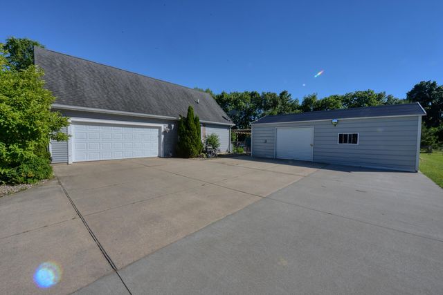 3860 Gateway Lane, Niles, MI 49120