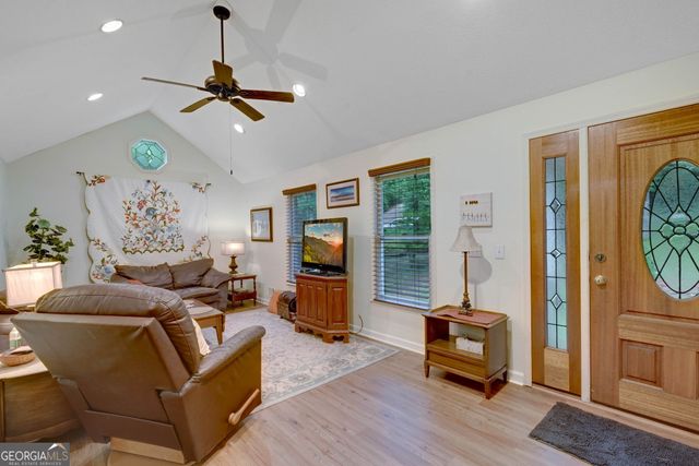 125 Jess Hooper Drive, Hayesville, NC 28904