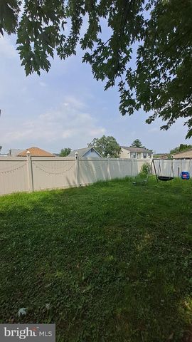 1821 EAST AVE, Baltimore, MD 21222