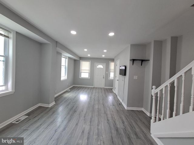 1821 EAST AVE, Baltimore, MD 21222