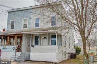 1821 EAST AVE, Baltimore, MD 21222