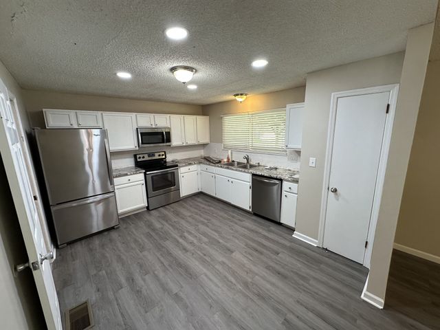 116 SE Springdale Dr, Mount Juliet, TN 37122