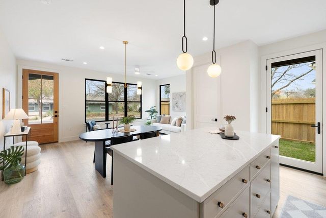 1519 Villanova DR, Austin, TX 78757