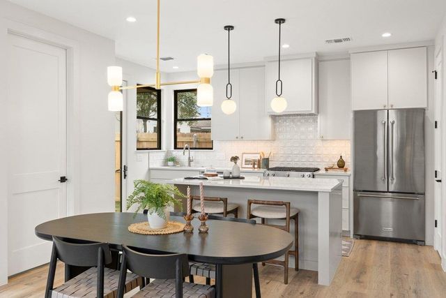 1519 Villanova DR, Austin, TX 78757