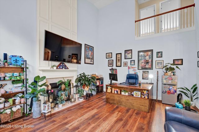 8823 Gentlewind Way, Louisville, KY 40291