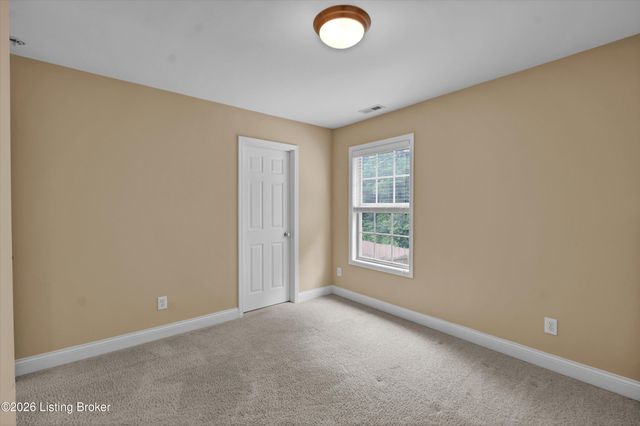 8823 Gentlewind Way, Louisville, KY 40291