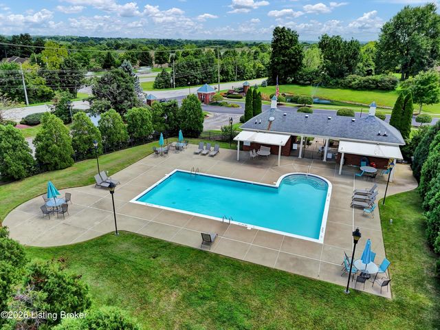 8823 Gentlewind Way, Louisville, KY 40291
