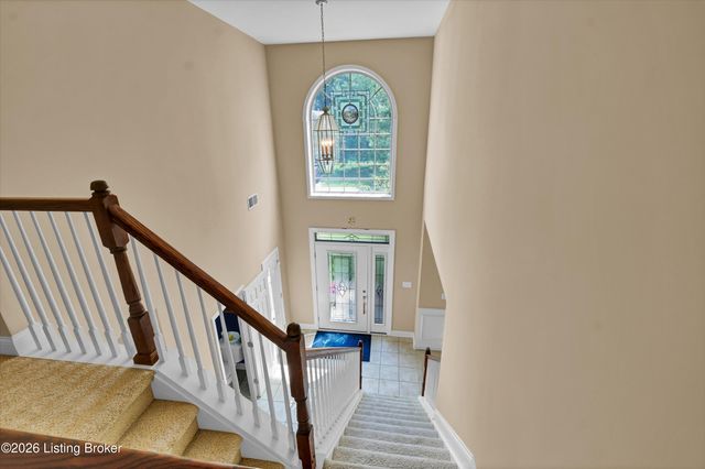 8823 Gentlewind Way, Louisville, KY 40291