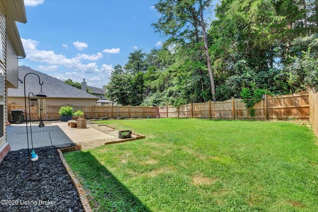 8823 Gentlewind Way, Louisville, KY 40291