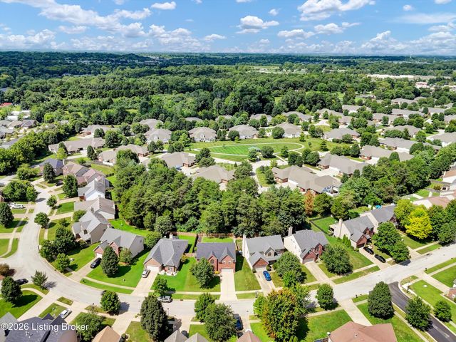 8823 Gentlewind Way, Louisville, KY 40291