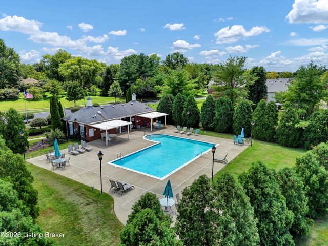 8823 Gentlewind Way, Louisville, KY 40291