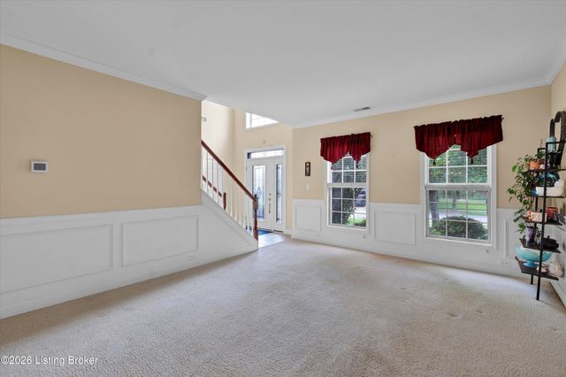 8823 Gentlewind Way, Louisville, KY 40291