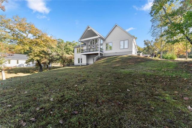 2123 Goat Neck Road, Cleveland, GA 30528