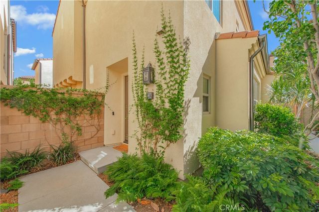134 Milky Way, Irvine, CA 92618