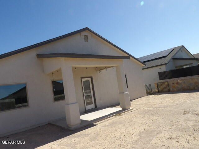 13688 LAGO VISTA Avenue, Horizon City, TX 79928