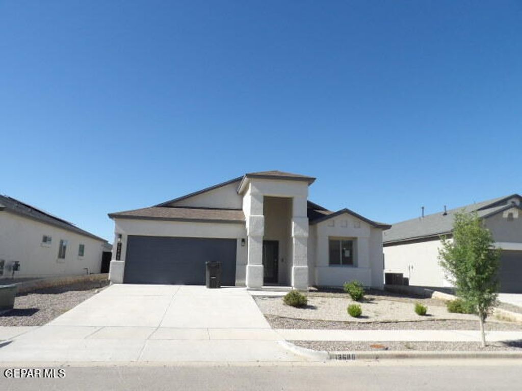 13688 LAGO VISTA Avenue, Horizon City, TX 79928