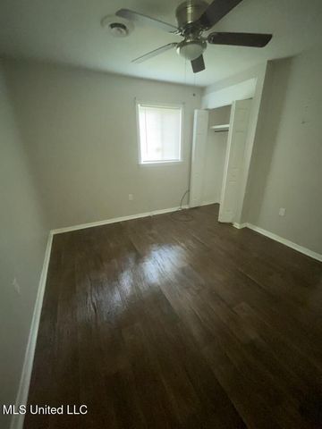 3257 Woodview Drive, Jackson, MS 39212