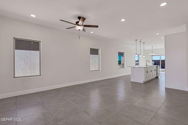 12336 Ben Dowell Way, El Paso, TX 79934