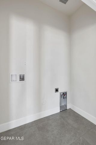 12336 Ben Dowell Way, El Paso, TX 79934