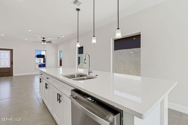 12336 Ben Dowell Way, El Paso, TX 79934