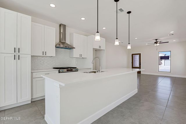 12336 Ben Dowell Way, El Paso, TX 79934