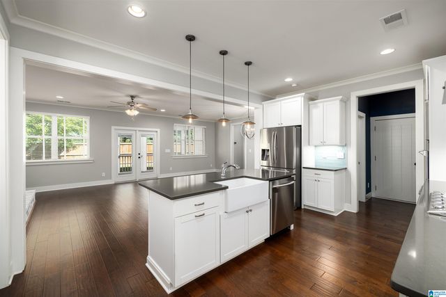 934 GRIFFIN PARK CIRCLE, Birmingham, AL 35242