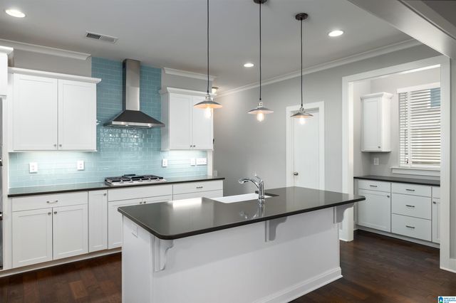 934 GRIFFIN PARK CIRCLE, Birmingham, AL 35242