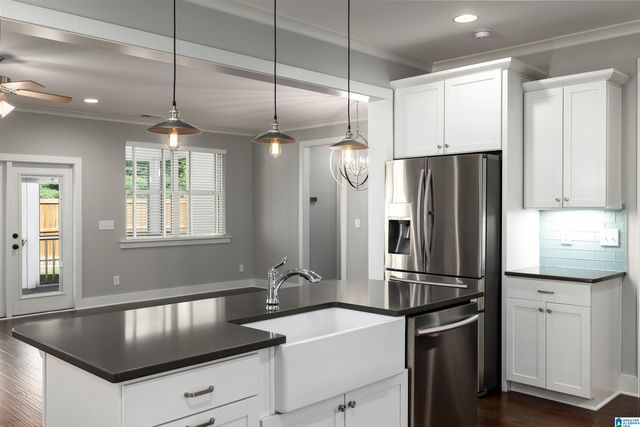 934 GRIFFIN PARK CIRCLE, Birmingham, AL 35242