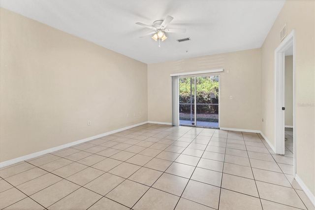 3921 MEDITERRANEA CIRCLE 212, Sarasota, FL 34233