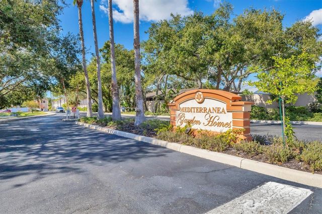 3921 MEDITERRANEA CIRCLE 212, Sarasota, FL 34233