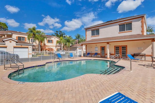 3921 MEDITERRANEA CIRCLE 212, Sarasota, FL 34233