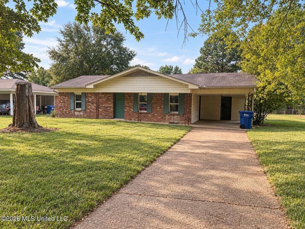 5075 Fleetwood Cove, Horn Lake, MS 38637 — exterior