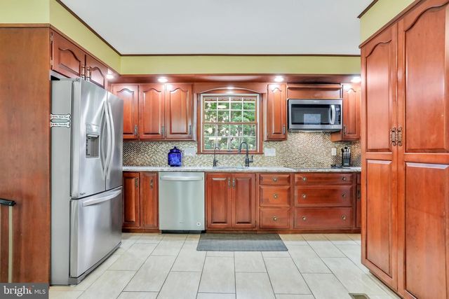 9611 SHIMPSTOWN RD, Mercersburg, PA 17236