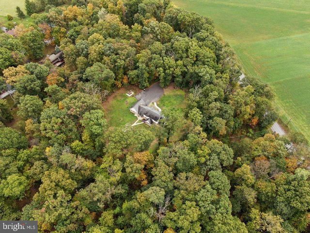 9611 SHIMPSTOWN RD, Mercersburg, PA 17236