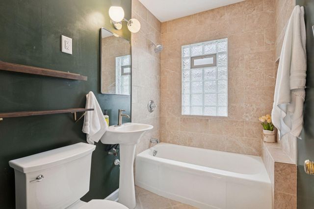 3427 41st Avenue S, Minneapolis, MN 55406